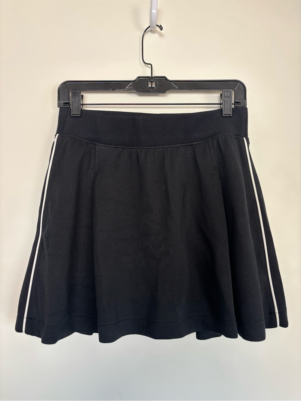 SPANX Airpique Skort in Very Black size Medium